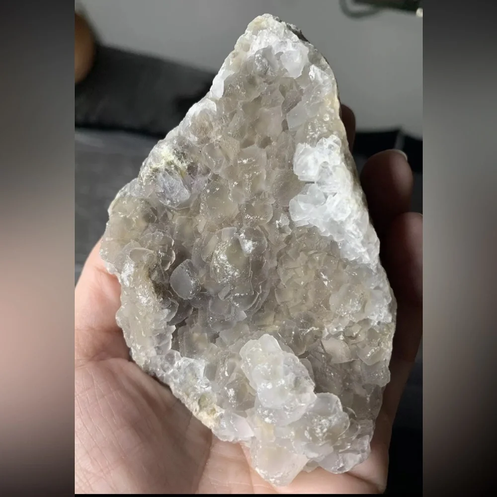 BOGO1/2 518g Calcite Crystal Cluster
Natural Specimen Stone
Healing Energy - Picture 11 of 17